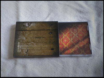 Huis Clos / Limited Cardboard Edition