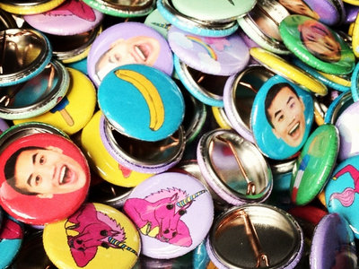 Button 6-Pack