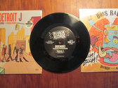 Detroit J/Boss Radio 7