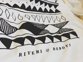 Pattern T-shirt photo 